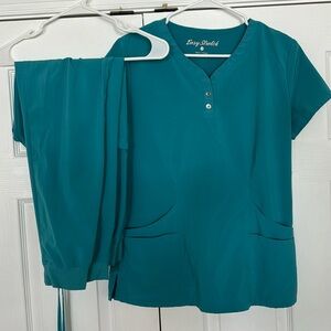 Easy stretch scrub set